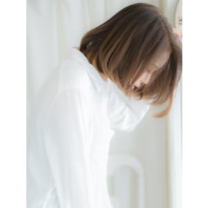 【横顔スタイル】ノ―バングで色っぽさボブ