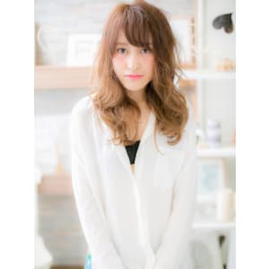 フェロモンたっぷりの、sexyセミディb