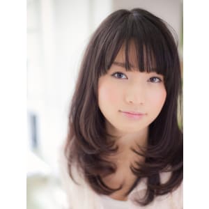 【黒髪・暗髪style】黒髪でも…優しいナチュラルセミディ