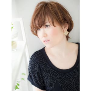 透明感カラーのヌーディ―ショート2