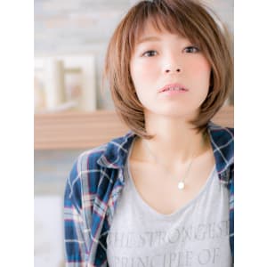 前髪がアクセント♪大人ボブa
