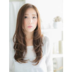 カールで織りなす 《コケティッシュロング》a