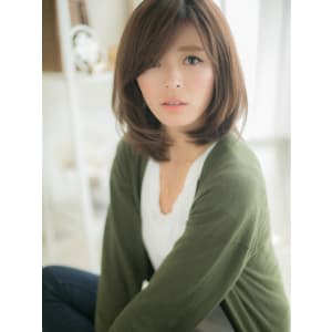 【透け感カラーで大人ミディ】
