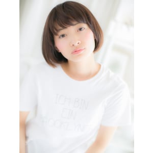 【ぱっつんバング】コンパクトなフォルムで狙う&小顔見せ&ボブ