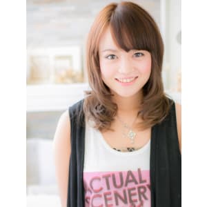 ニュアンスカールセミディｂ