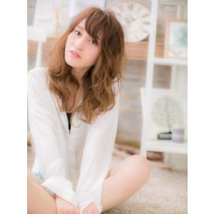 フェロモンたっぷりの、sexyセミディb