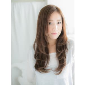 カールで織りなす 《コケティッシュロング》ｂ