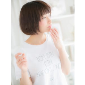コンパクトなフォルムで狙う&小顔見せ&ボブa