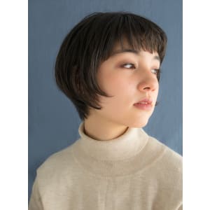 30代におすすめ大人リュクスな小顔クールボブ