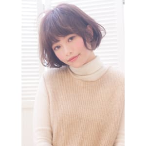 ナチュラルストレートバングなニュアンスボブ　T－１１６