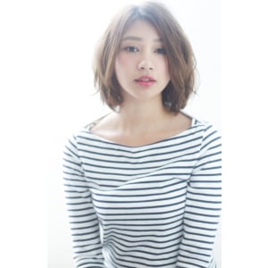 エフォートレスなゆるカジュ大人ボブ