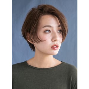 大人の上品な小顔クールショート