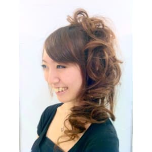 やわらかサイドアップ - hair make Haku 横浜【ヘアメイクハクヨコハマ】掲載中