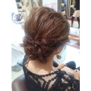クラシックヘアアレンジ♪