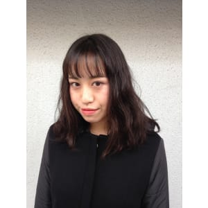 シールルーバング黒髪エアリーカールセミディ
