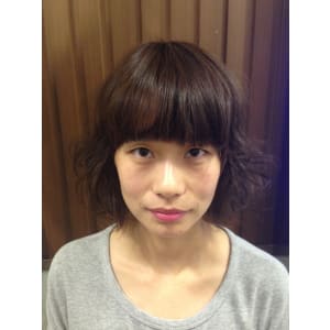 外ハネを活かした甘辛マッシュのグラマラスウェービーボブ♪