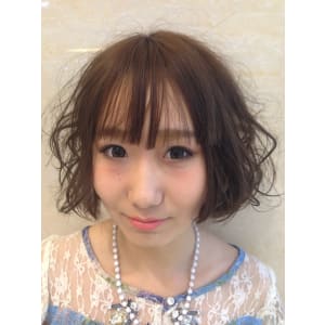 大人かわいい甘辛マッシュ無造作ほつれウェービーボブ