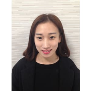 センターパートコケティッシュウェービー♪鎖骨ミディ