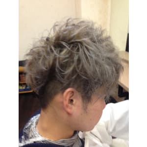 外国人風ダブルカラー無造作ニュアンスパーマ束感シュート