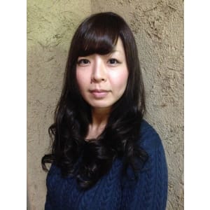 無造作ウェービー甘辛グラマラスフェミニンロング