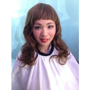 モテ愛されフェアリー眉上バングの甘辛ウェービーロング