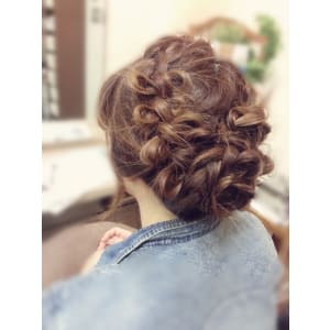 リボンが可愛い♪結婚式・二次会アレンジ