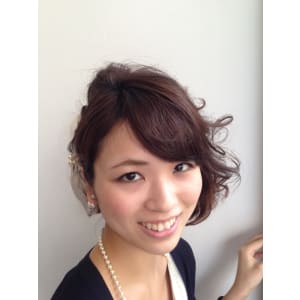 結婚式、二次会にオススメ☆ルーズなほつれ♪甘辛ヘアセット