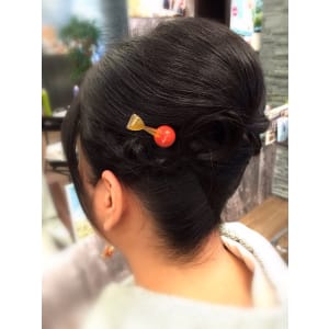 襟元スッキリ和装アップスタイル