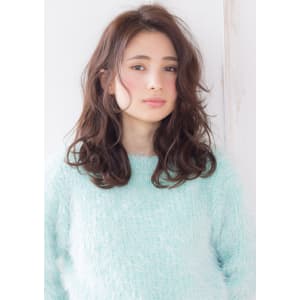 おとな可愛いセミウェーブ　Tー１３２