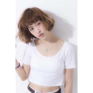 Neolive aim 動くたびに弾む大人可愛いパーマボブ