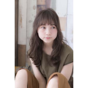 Ｎｅｏｌｉｖｅaim　ベビーバングのエアリーセミロング☆