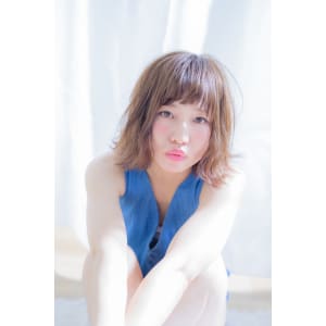 【Neolive es】フワゆれシルキーアッシュBOB　