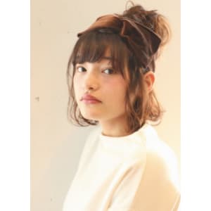 【Neolive es】アレンジ　お団子ハーフアップヘア