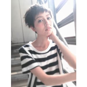 【Neolive es】オータムアッシュベージューショート