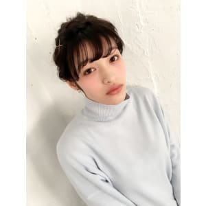 【Neolive es】 抜け感が可愛いクルリンパアレンジ
