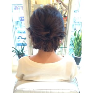 【Neolive es】ゆるふわヘアセット☆