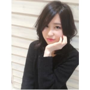 【Neolive es】黒髪ルーズカジュアルミディアム