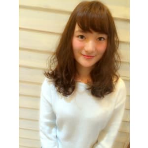 【Neolive es】ゆるふわパーマスタイル