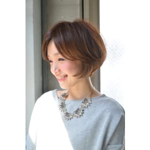 大人系前下がりシュートボブ　１　