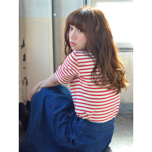 オレンジベージュカラー