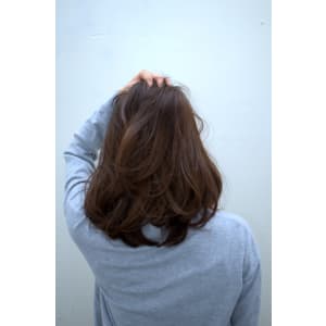 動きを出すハイライトアッシュ