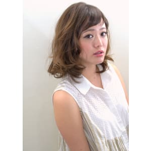 ひし型シルエットのセミディ