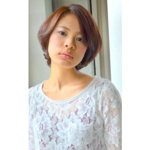 シルエットがきれいなショートBOBスタイル