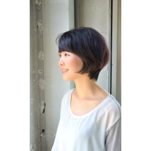 ナチュラルショートボブ