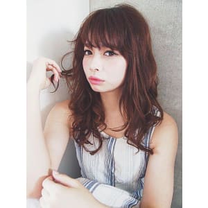 ほつれ髪ウェーブロング