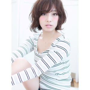 ボブパーマはセミウェットな質感が可愛い【H-226】