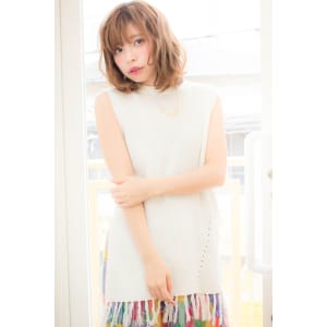 【hair coucou】くせ毛風フェザーボブ