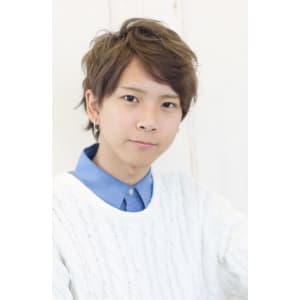 柔らか質感の束感ショート　:o22