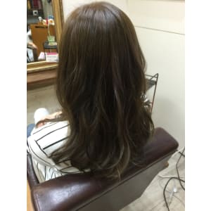 イルミナカラー - faccio hair design【ファシオ】掲載中