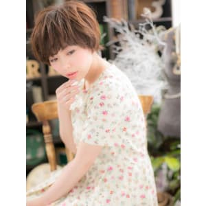 動きのある重め☆フェミショート
